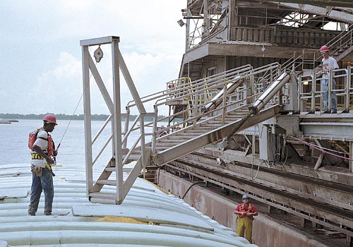 Access barge gangway5