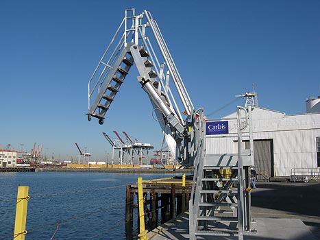 Access barge gangway6